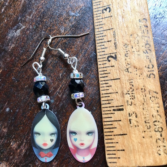 1970s - Handmade Big Eye Girl/Boy Earrings - Festival Wear - Goth Earrings - Picture 3 of 4